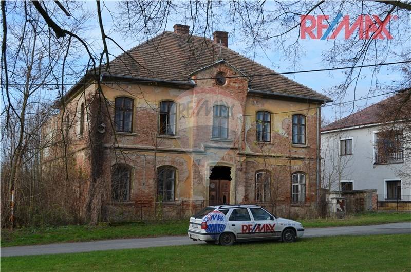 Sháníte byt nebo dům? Sháníte byt nebo dům?